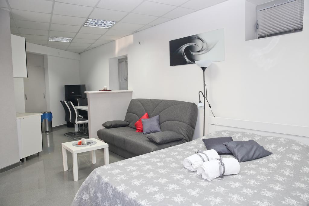 Apartments Qualitas Kotor Eksteriør billede