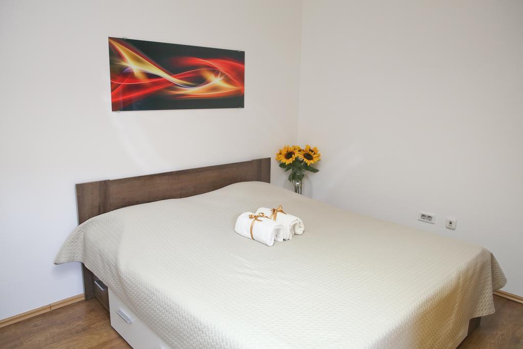 Apartments Qualitas Kotor Eksteriør billede