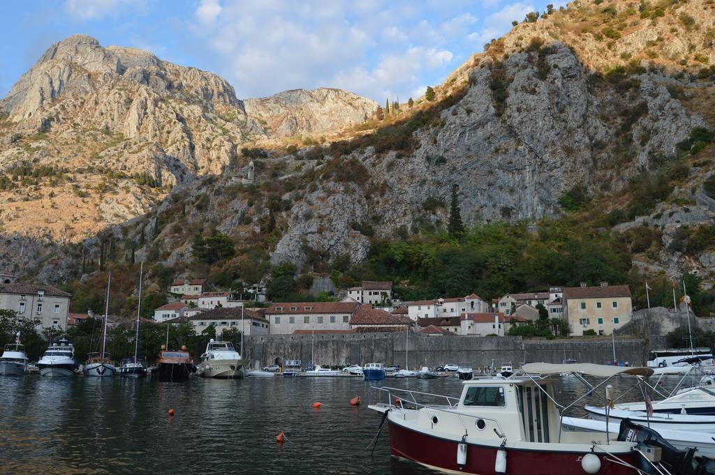 Apartments Qualitas Kotor Eksteriør billede