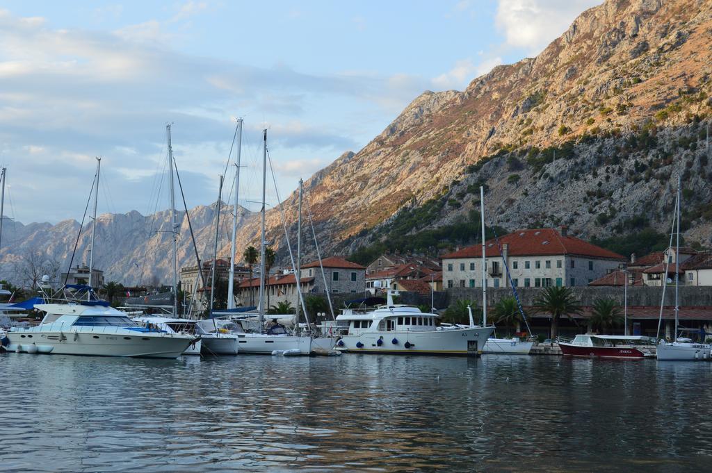 Apartments Qualitas Kotor Eksteriør billede