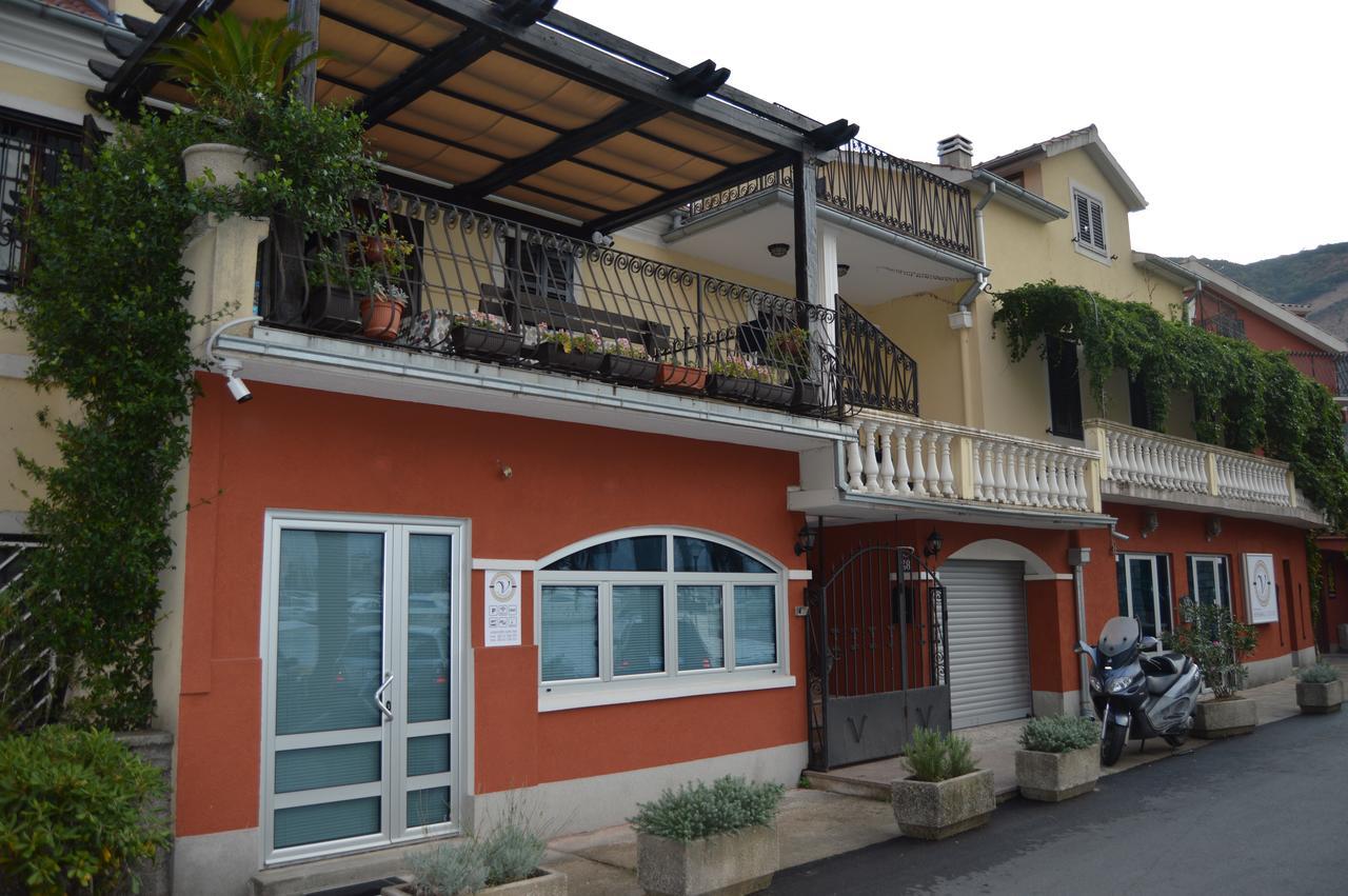 Apartments Qualitas Kotor Eksteriør billede
