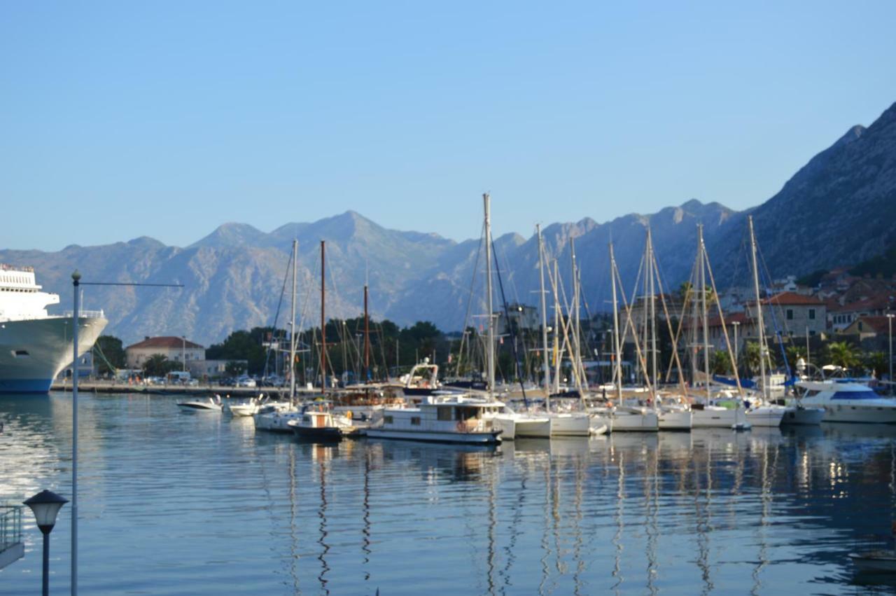 Apartments Qualitas Kotor Eksteriør billede